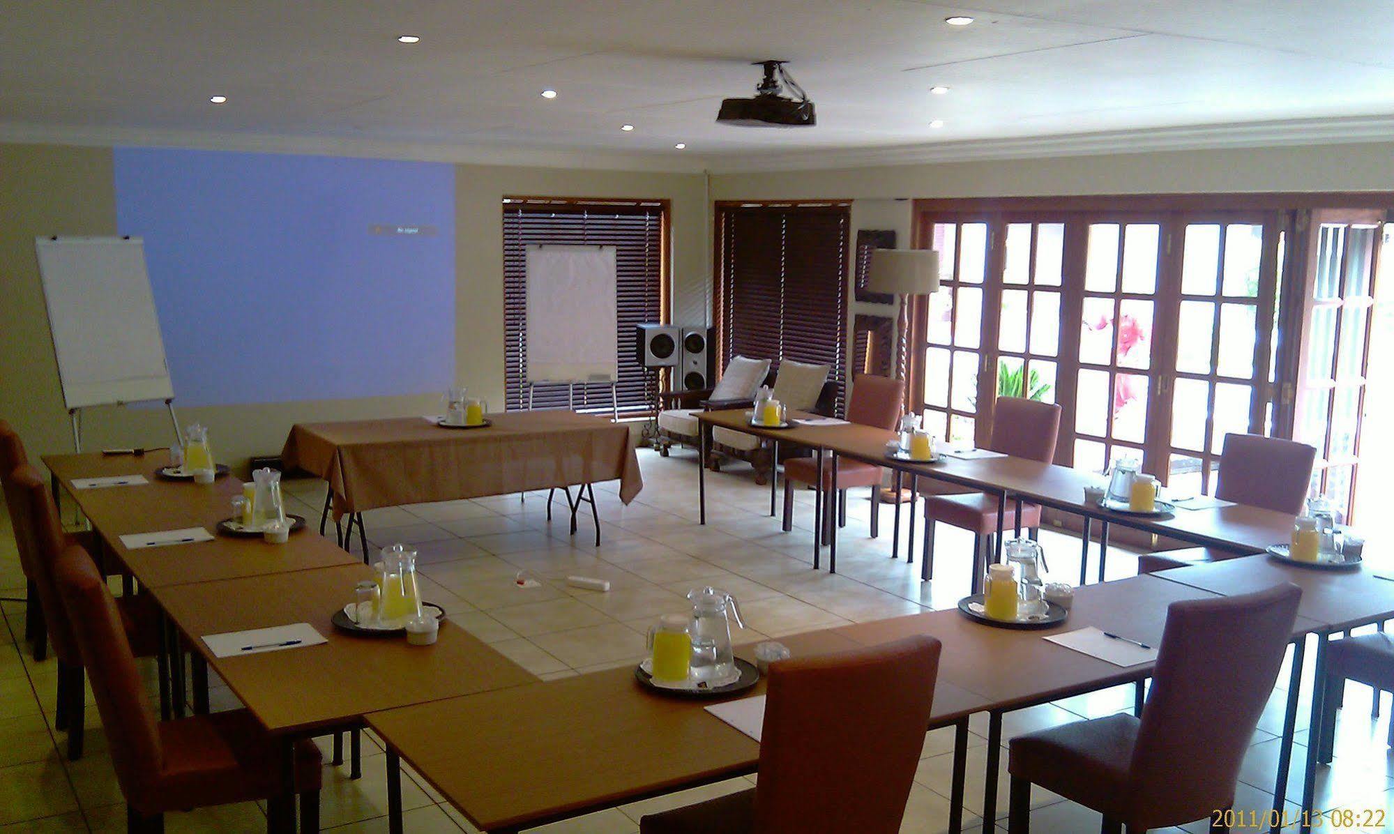 Africasky Guest House Kempton Park Exterior foto